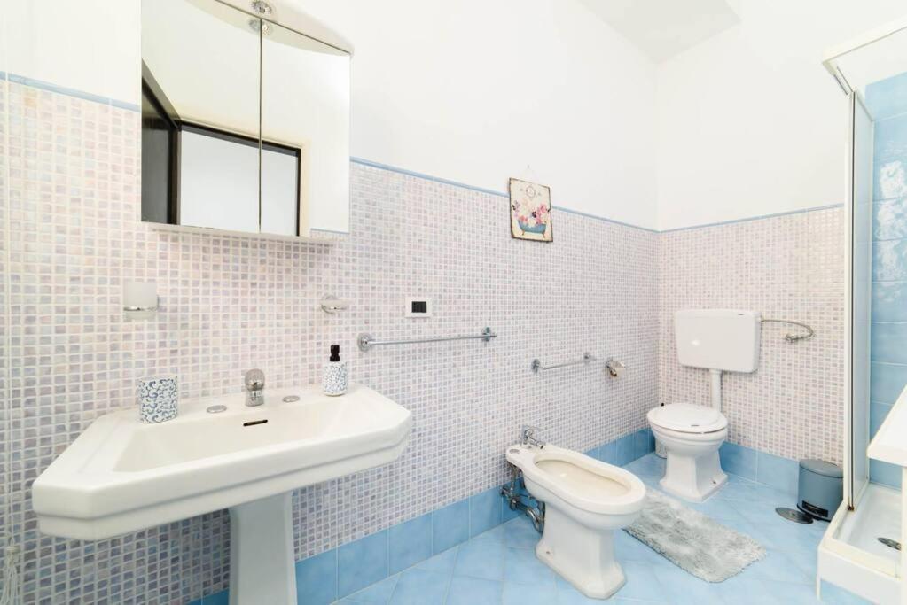 Casa Vivi Διαμέρισμα Σαλέρνο Εξωτερικό φωτογραφία