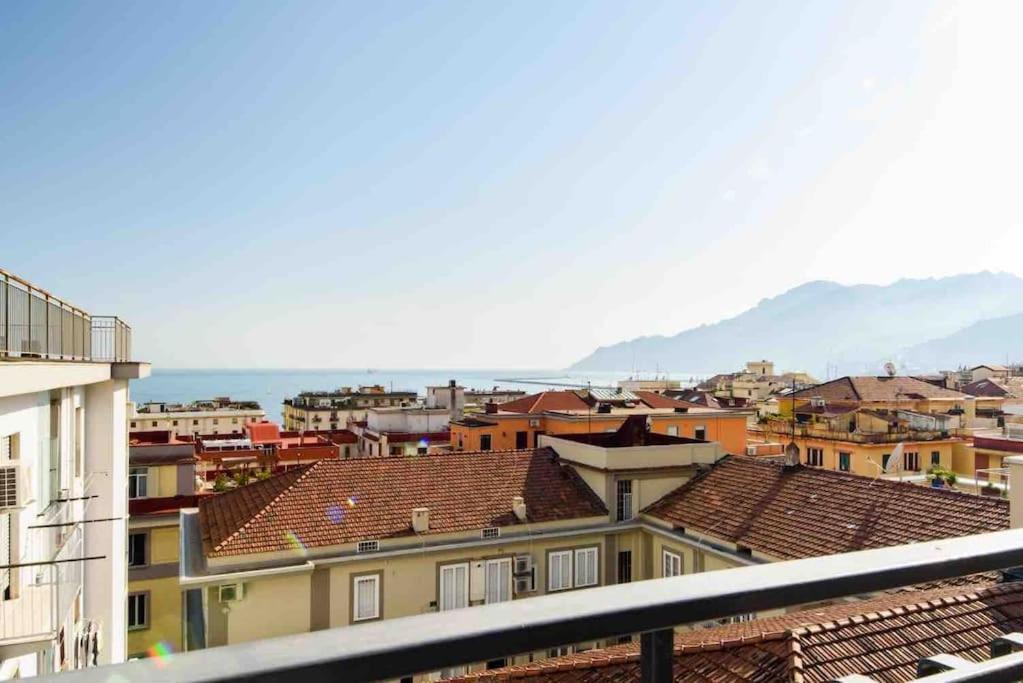 Casa Vivi Διαμέρισμα Σαλέρνο Εξωτερικό φωτογραφία